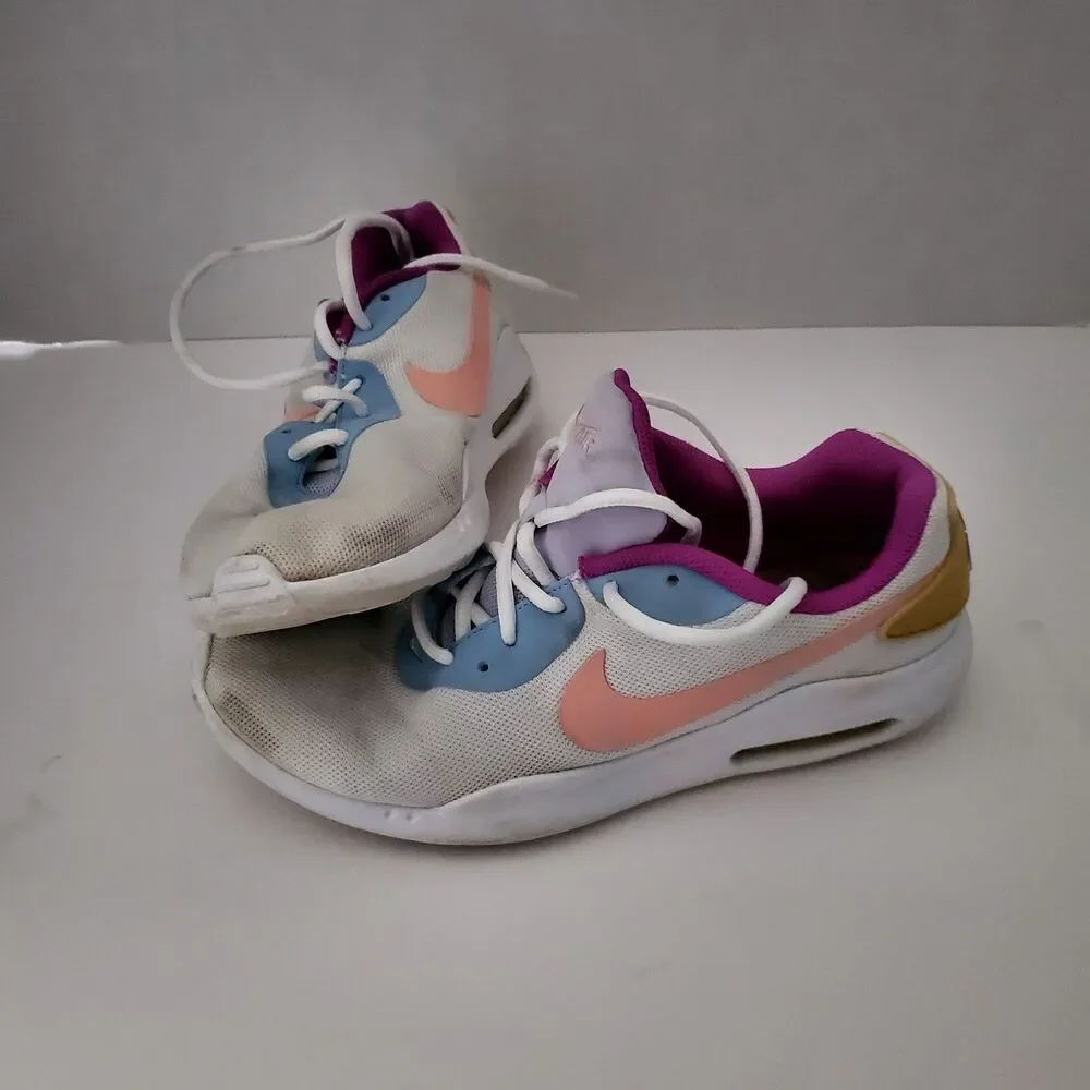 Women's Size 9- Nike Air Max Oketo Bleached Coral W Athletic Sneakers